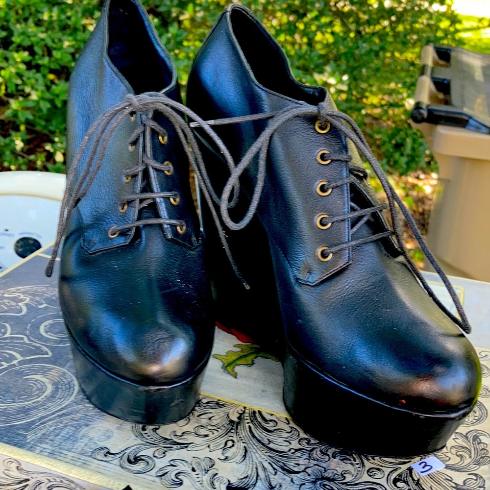 Dolce & Gabbana platform lace up leather shoes
